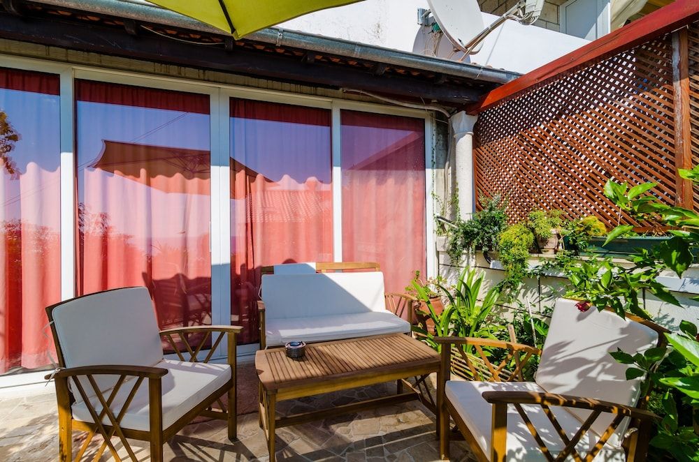 Apartments Kiki Superior Studio, Terrace 8