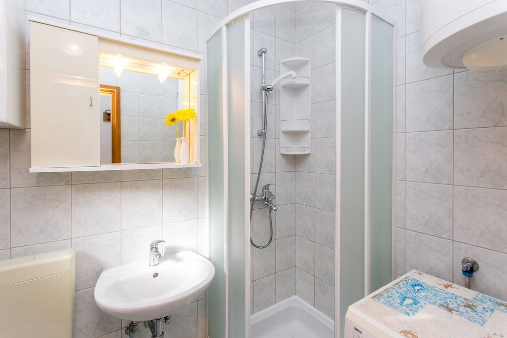 Apartments Miramare & Campara Standard Studio, Terrace, Garden View 9