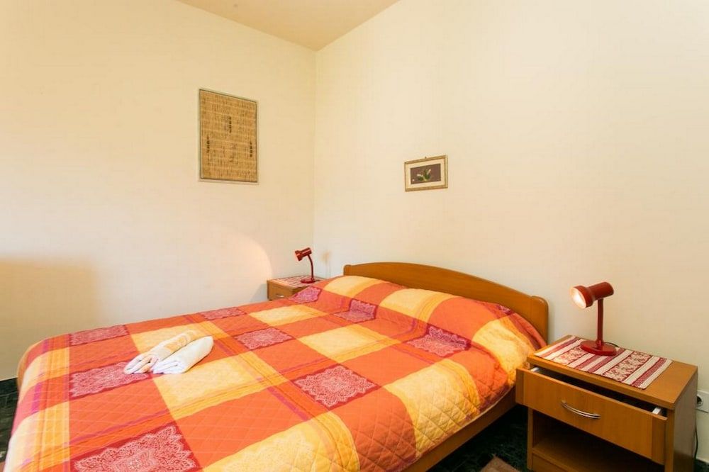 undefined Apartments Elelu 6