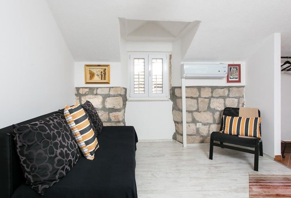 Apartments Heart of Dubrovnik Apartment (One-Bedroom Apartment with Terrace) 4