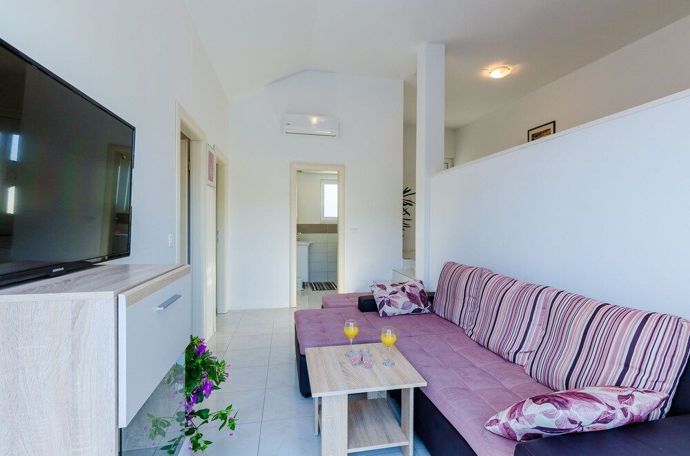 Apartments Maurora Apartment, 2 Bedrooms, Sea View 16