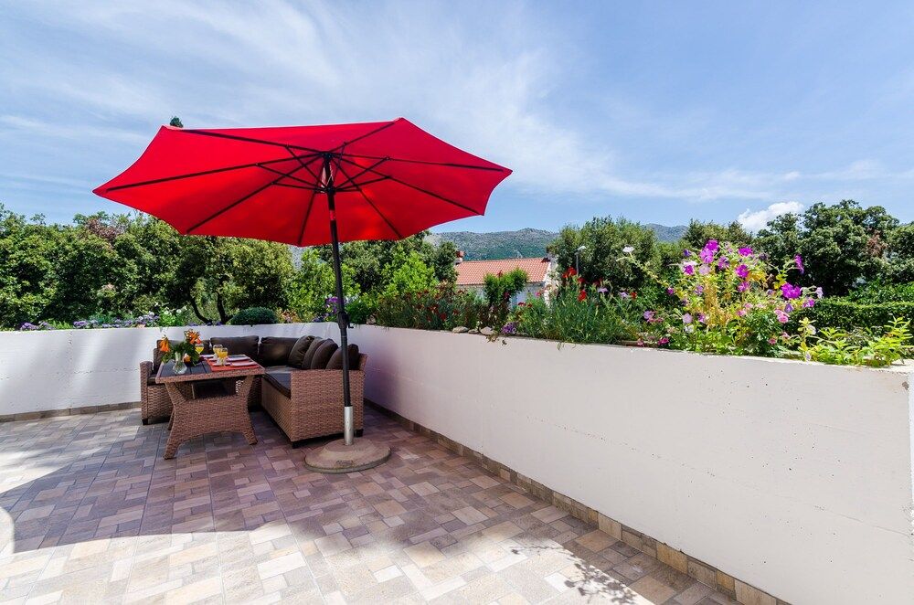 Apartments Maurora Apartment, 2 Bedrooms, Garden View 14