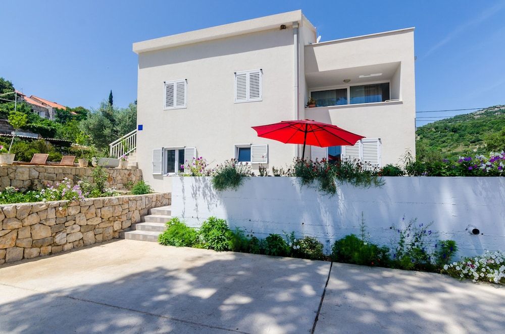 Apartments Maurora Apartment, 2 Bedrooms, Garden View 13