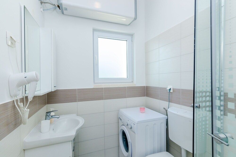 Apartments Maurora Apartment, 2 Bedrooms, Sea View 20