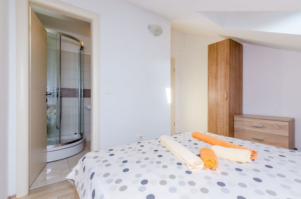 Apartments Maurora Apartment, 2 Bedrooms, Sea View 5