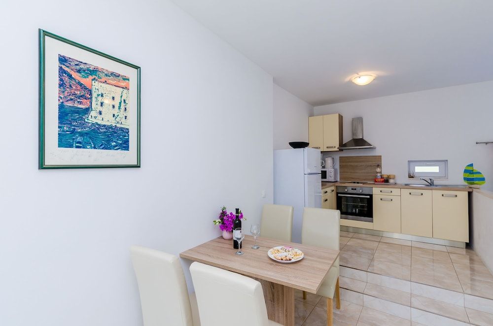 Apartments Maurora Apartment, 2 Bedrooms, Sea View 14