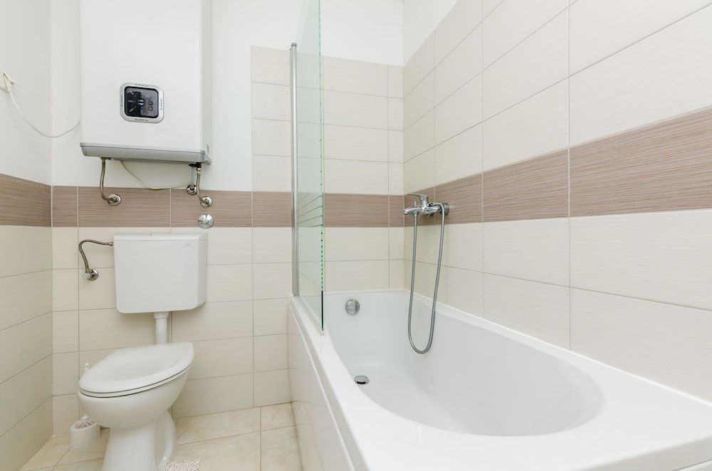 Apartments Maurora Apartment, 2 Bedrooms, Park View 16