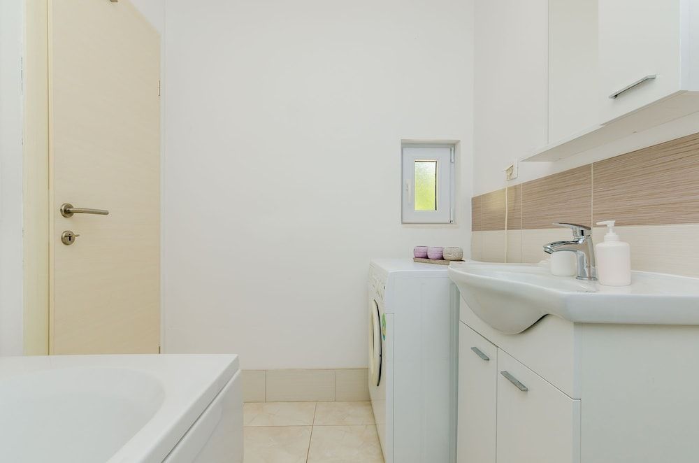 Apartments Maurora Apartment, 2 Bedrooms, Park View 20