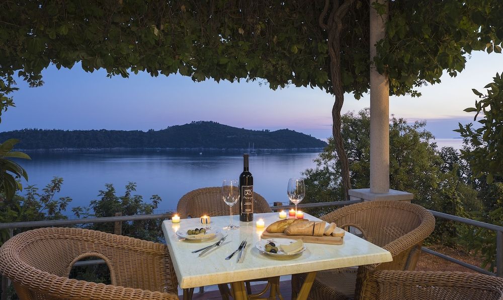 undefined Sea Pearl Apartments by DuHomes