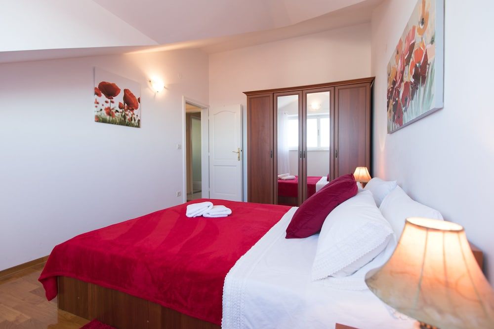 Cozy Stay Apartments Family Apartment 8