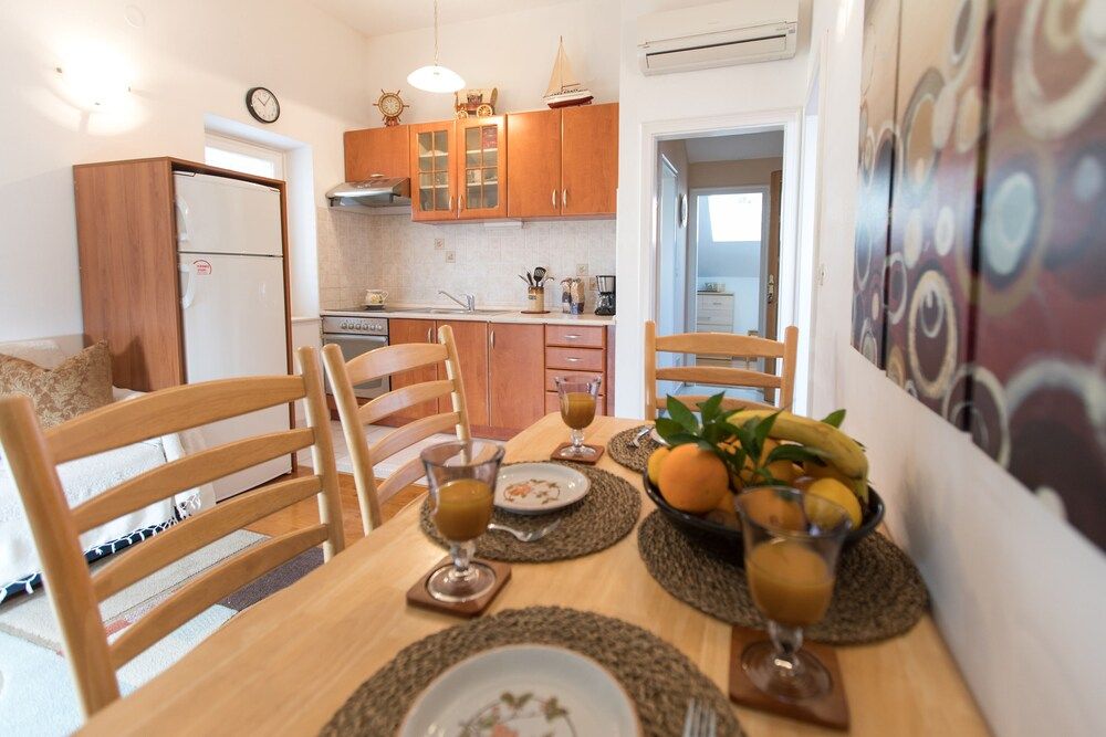 Cozy Stay Apartments Family Apartment 16