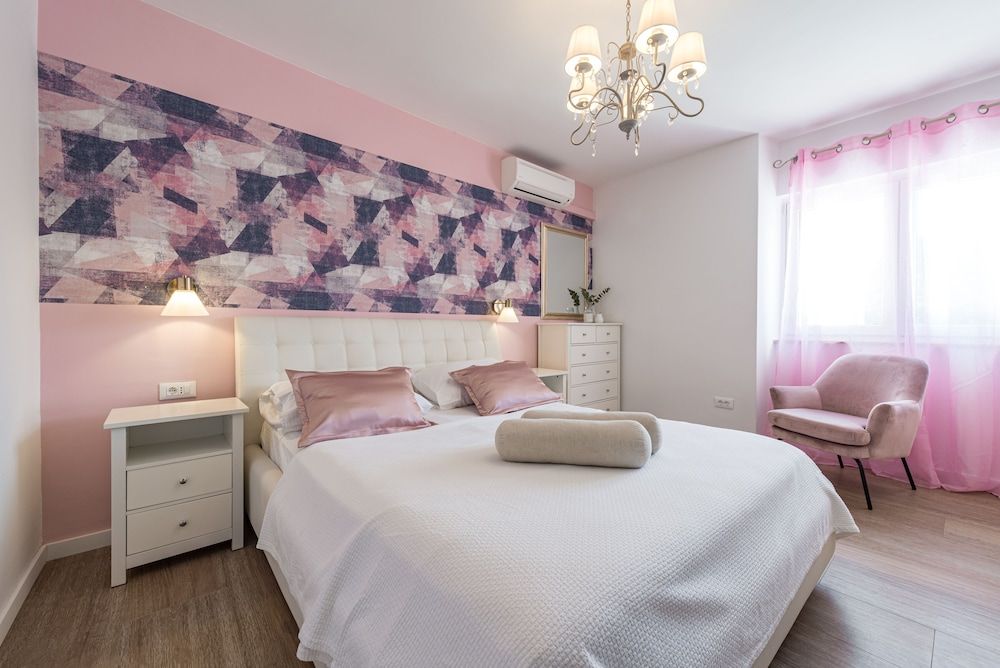 Villa Boro 3 Apartment, 1 Bedroom, Pool View