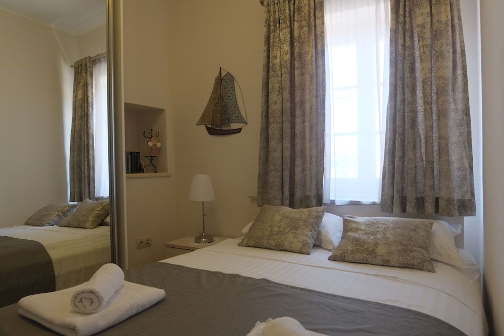 undefined Apartment Sv. Andrija 8