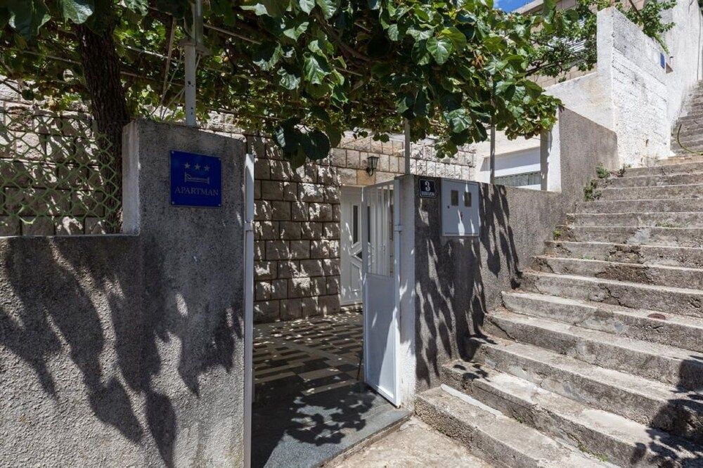 undefined Stuck in the Moment Apartment 2