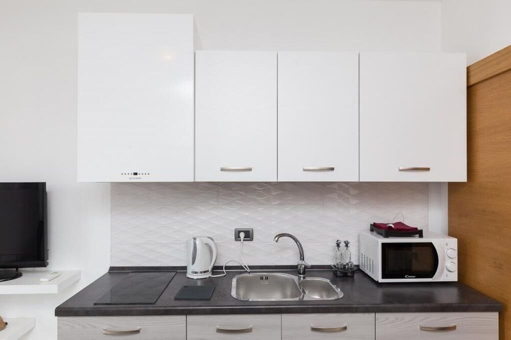 undefined Stuck in the Moment Apartment 10