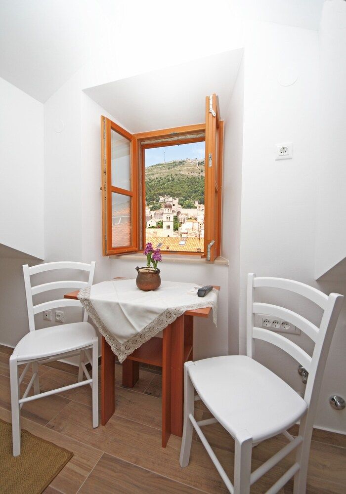 undefined Hortenzia House 2 6