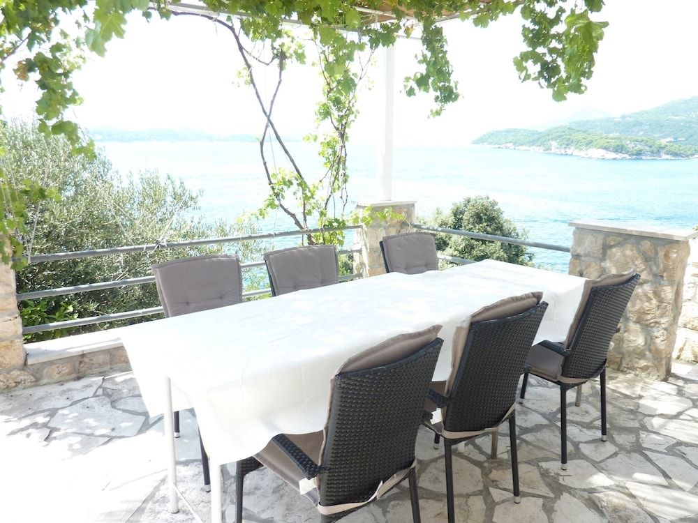 undefined Sun & Sea Apartments 6