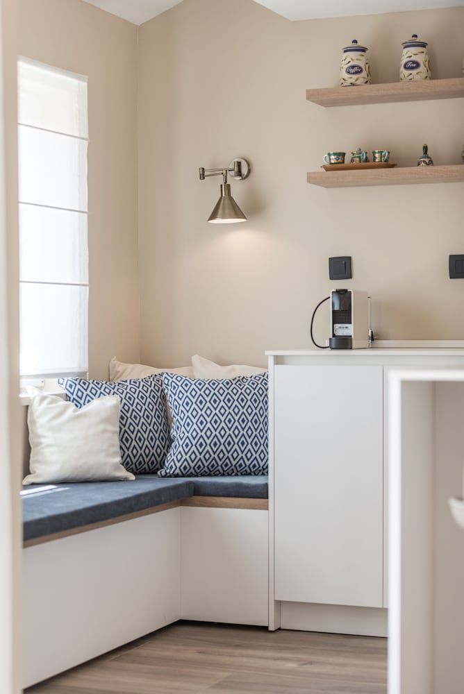 Villa Boro 4 Deluxe Apartment, Partial Sea View 8