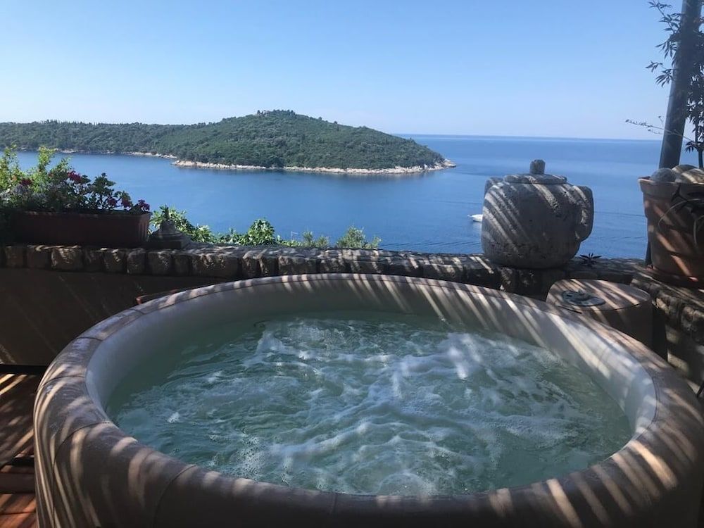 Apartment Amazing View Apartment, 3 Bedrooms, Terrace 23