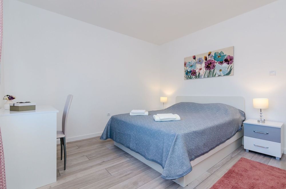 undefined Apartment Veronika 9