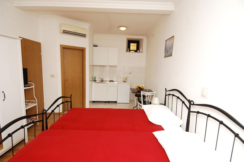 undefined Studio Apartment for 2 3