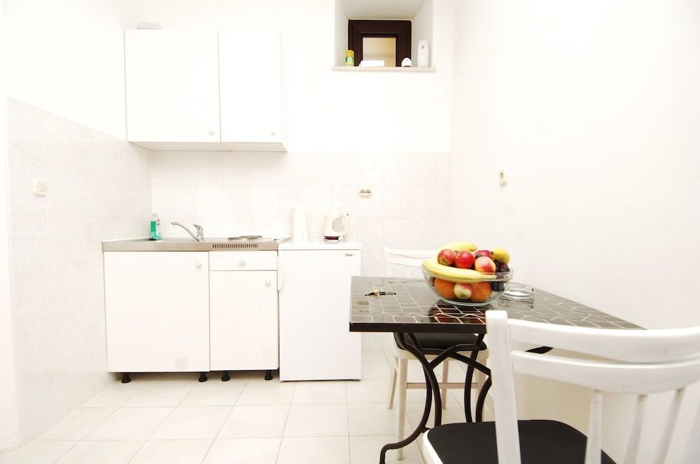 undefined Studio Apartment for 2 7