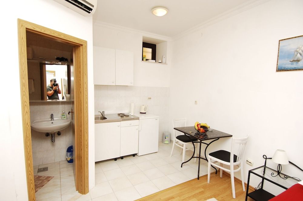 undefined Studio Apartment for 2 10