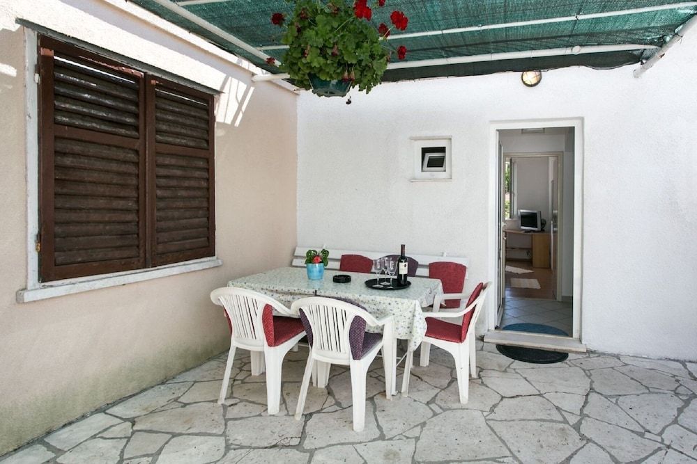 undefined Hrvoje's Place 3