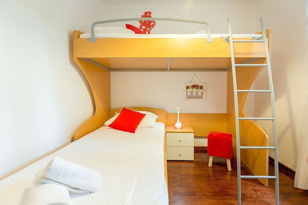 Leona & Borna Central Suites Comfort Apartment, 2 Bedrooms, Terrace 4