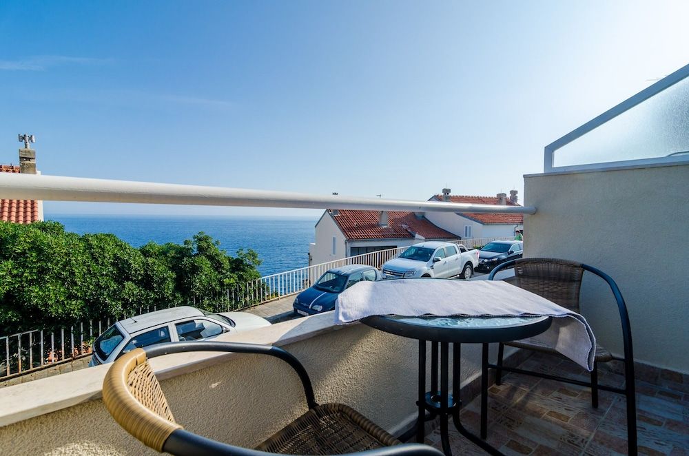 undefined Maraština Suites 4