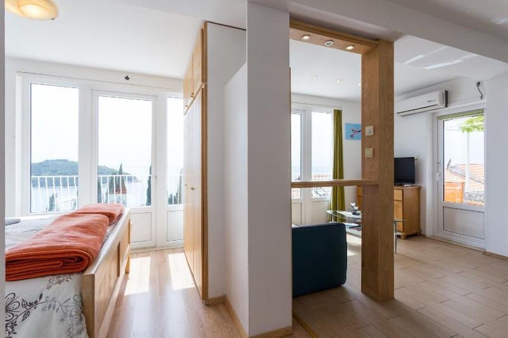 Charming Studio Apartment With Beautiful Panoramic sea View Apartment, 1 Bedroom, Smoking, Patio 15