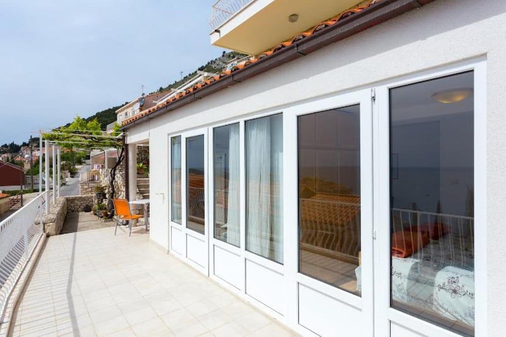 undefined Charming Studio Apartment With Beautiful Panoramic sea View 2