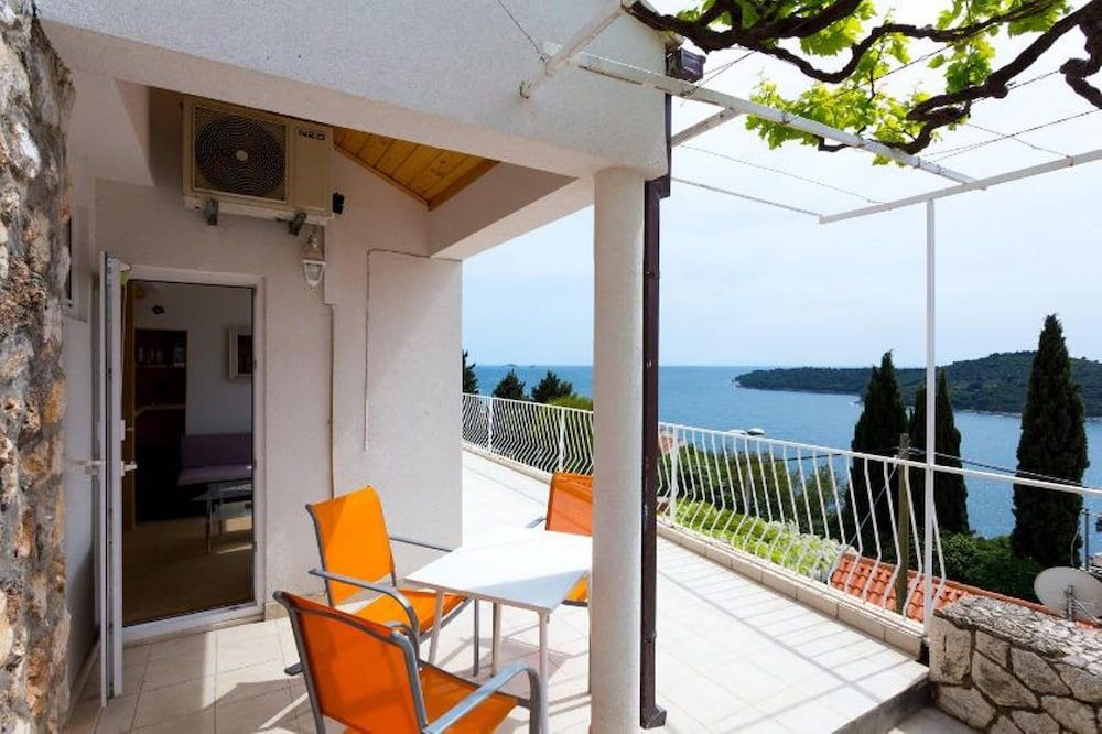 Charming Studio Apartment With Beautiful Panoramic sea View Apartment, 1 Bedroom, Smoking, Patio 12
