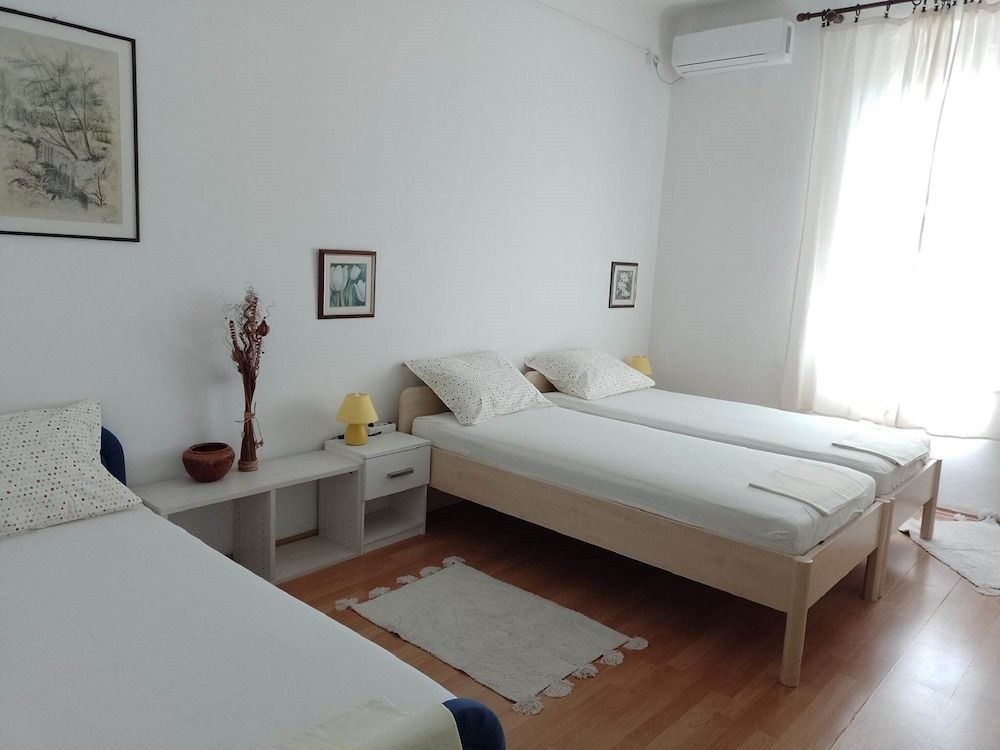 undefined Apartment Jeanny 8