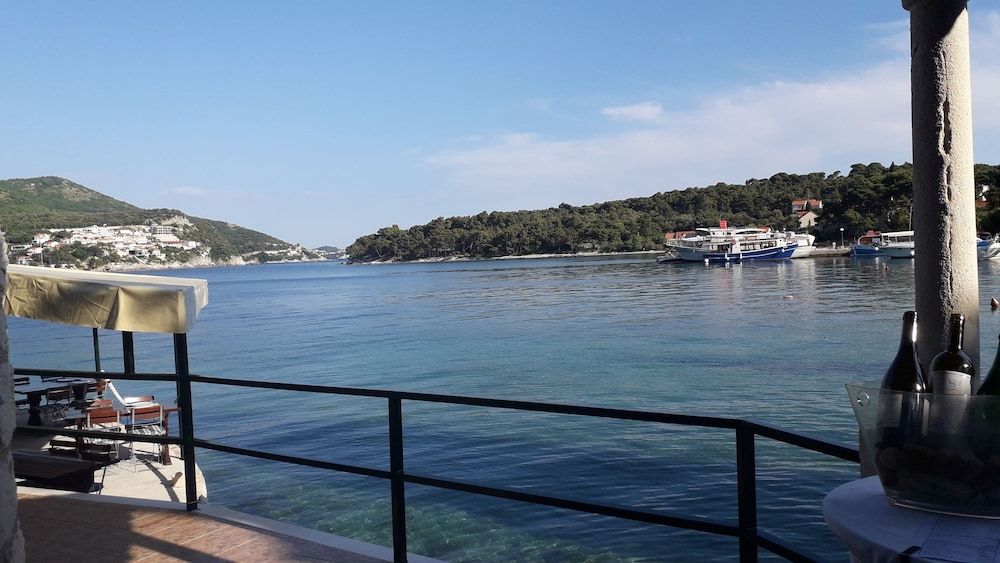 Room-the Most Beautiful Position in Zato Room, 2 Bedrooms, Smoking, Terrace 9