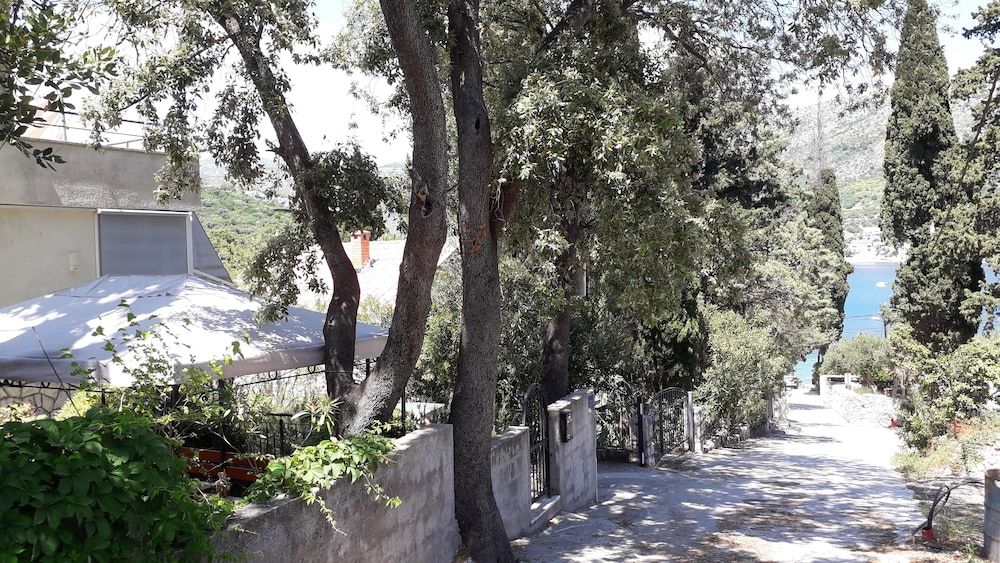 Room-the Most Beautiful Position in Zato Room, 2 Bedrooms, Smoking, Terrace 8