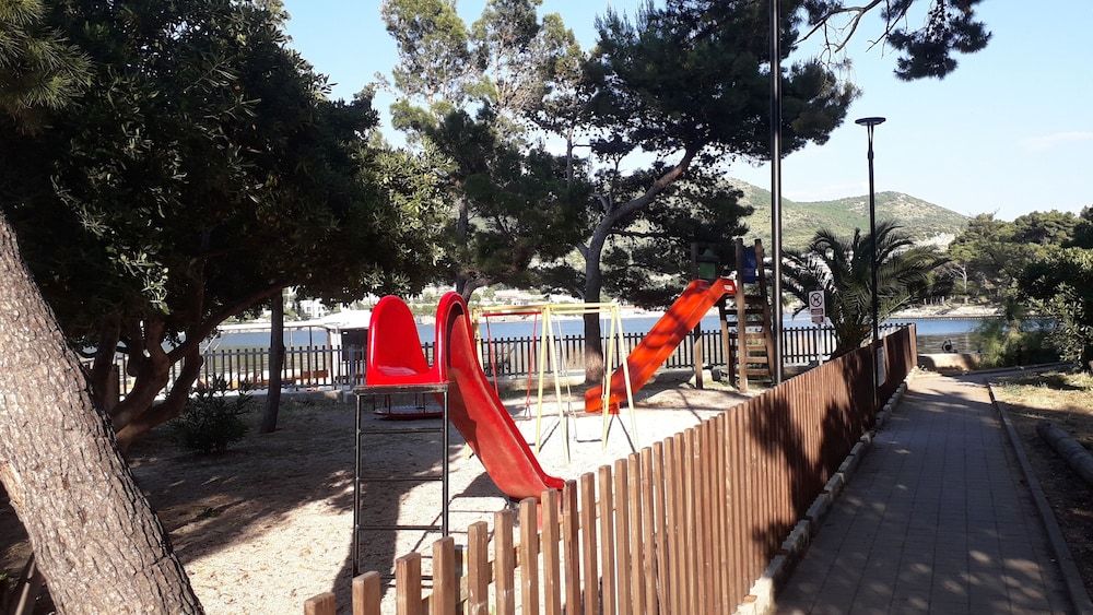 Children's Play Area