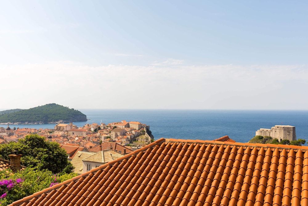 undefined Anika Apartment 4