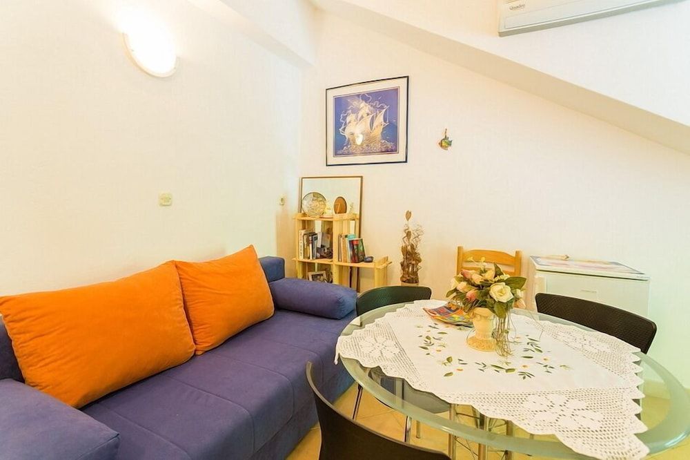 undefined Apartments Marin 7