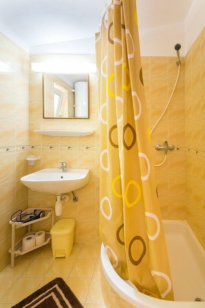 undefined Apartments Marin 10