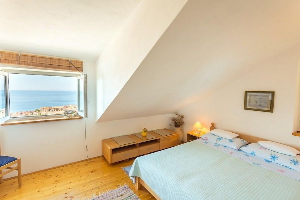 undefined Apartments Marin 4