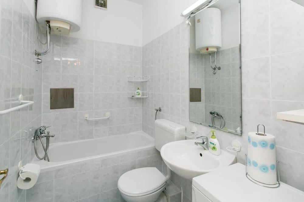 Apartment Vukoja Apartment (One-Bedroom Apartment with Balcony) 10