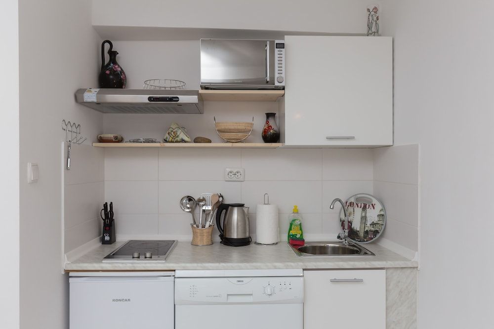 undefined Izvijačica Suite 10