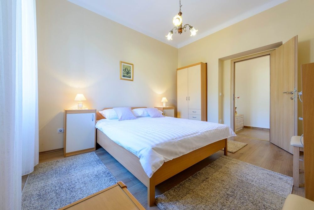 undefined Kike's Apartment 5