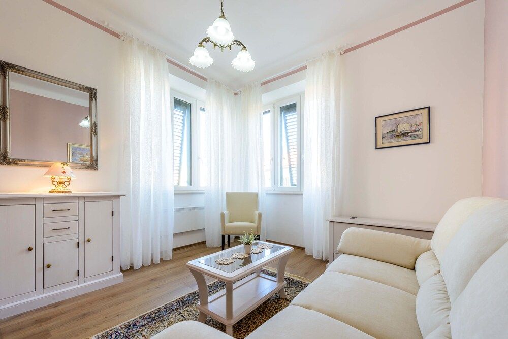 Kike's Apartment Standard Apartment, 1 Bedroom, Terrace 18