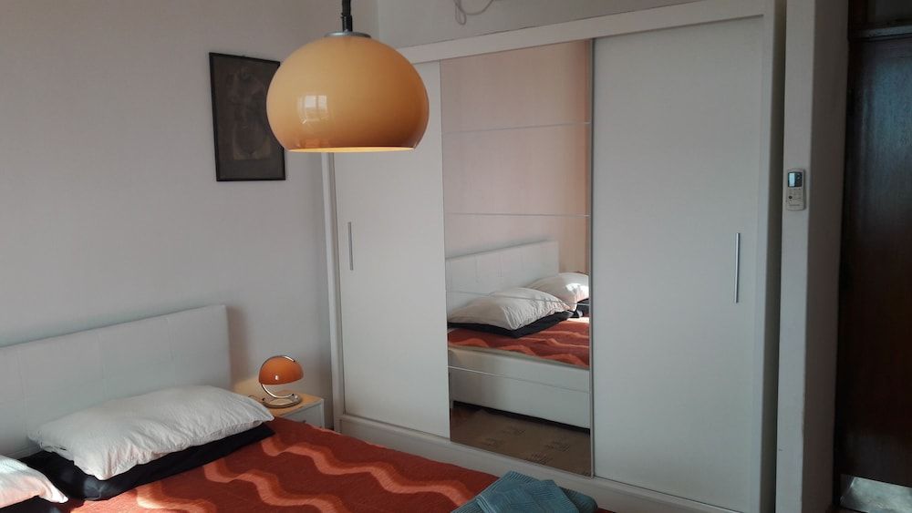 undefined All House - House With Garden 9