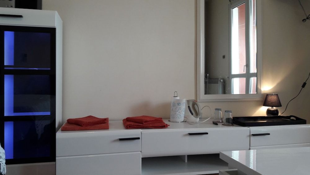 All House - House With Garden House, 1 Bedroom, Balcony, City View 23