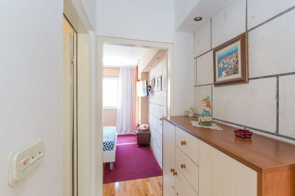 undefined Romantic apartment for 2 with pool 9