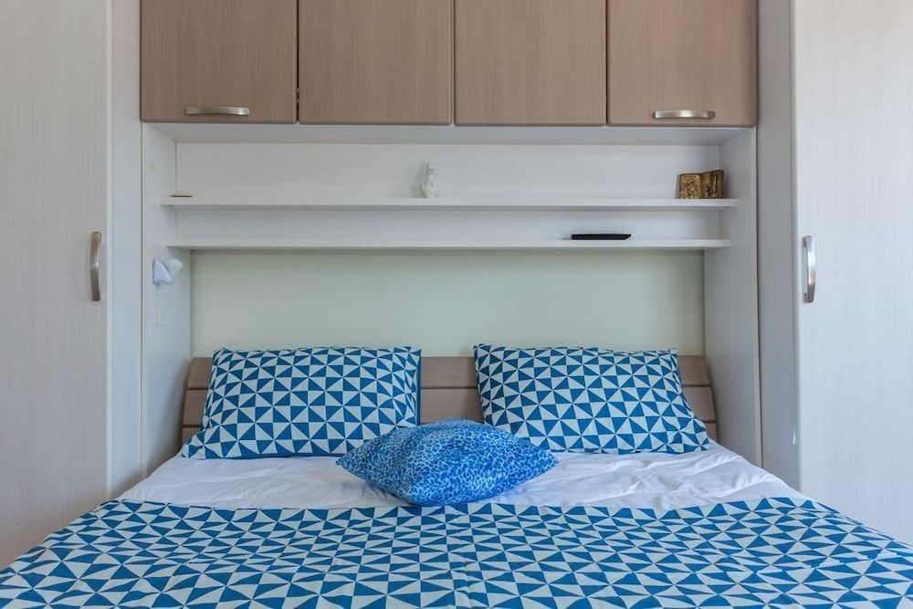 undefined Romantic apartment for 2 with pool 3