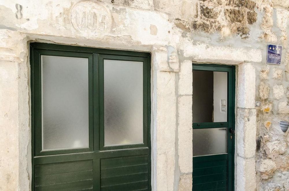 undefined Apartment Mo-mo 3